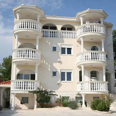 Hodak * Vodice