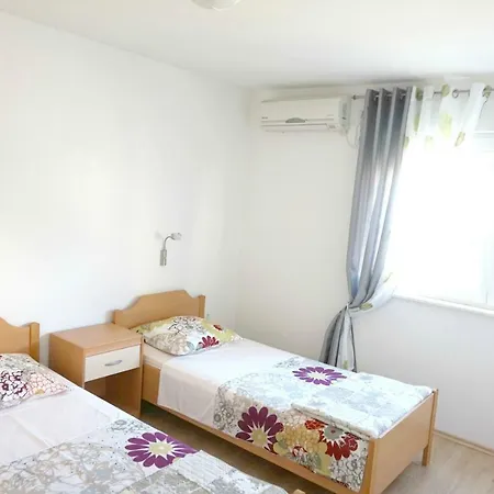 Hodak * Vodice